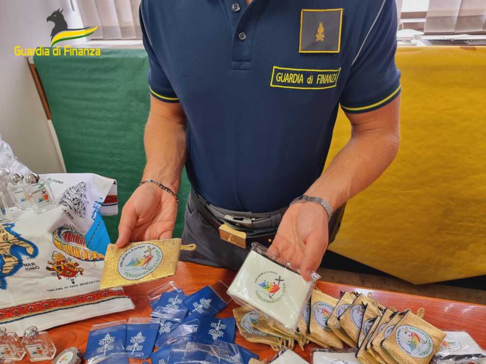 souvenir illegali finanza souvenir illegali finanza