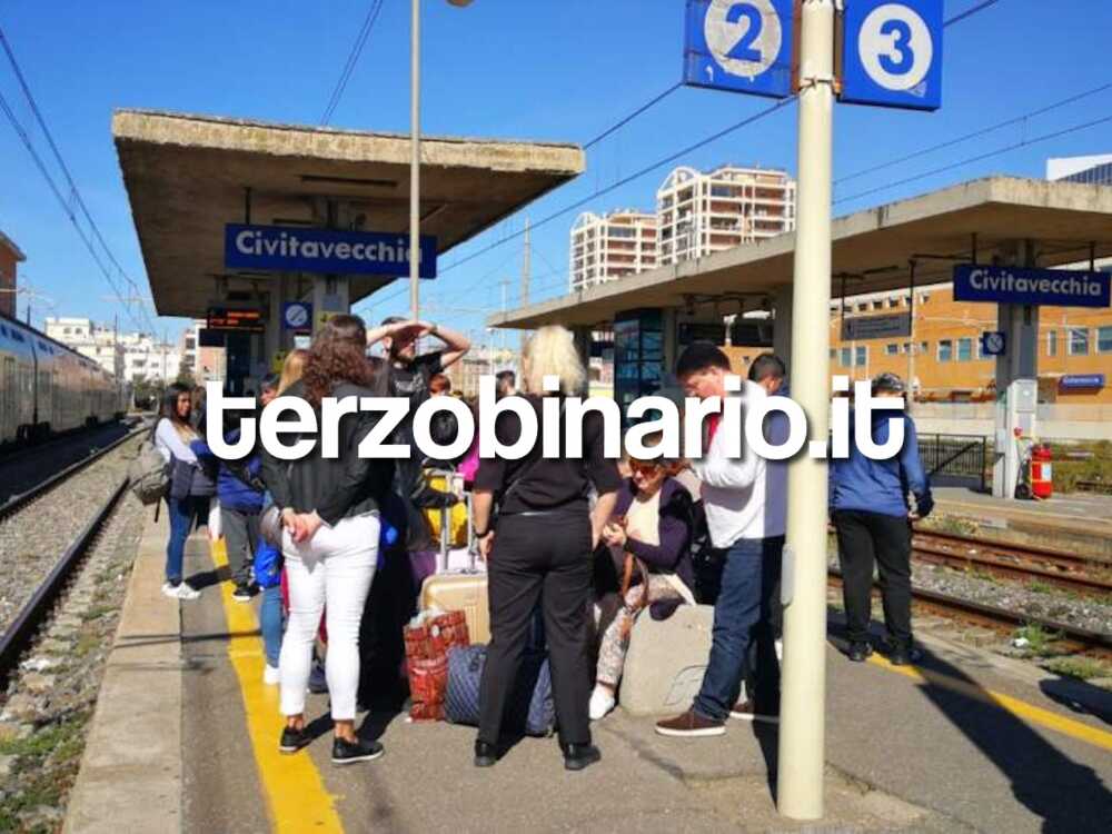 stazione-civitavecchia-turisti-croceristi 3 stazione-civitavecchia-turisti-croceristi 3