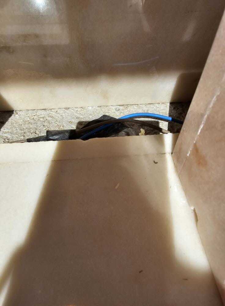 tomba profanata ladispoli