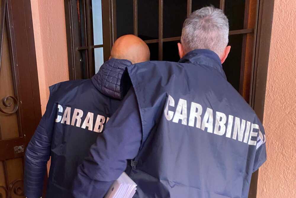 MONTESACRO - Le attività dei Carabinieri perquisizioni abitazione (2)