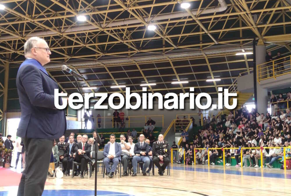 Gualtieri inaugura il palasport di Santa Marinella restaurato