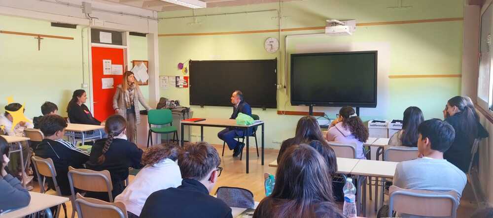 Incontro con l’autore, all’IC Tolfa “Le quattro virtù cardinali” del manager Marco Fracassa