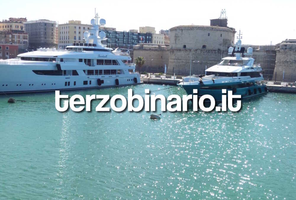 Cadavere nel porto di Civitavecchia, galleggiava alla banchina 10