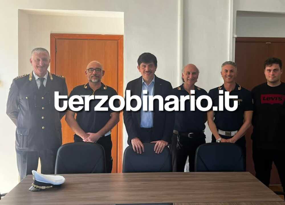 municipale civitavecchia nuovi funzionari polizia locale berti piendibene fustaino catalani valeri spigarelli (2) municipale civitavecchia nuovi funzionari polizia locale berti piendibene fustaino catalani valeri spigarelli (11)