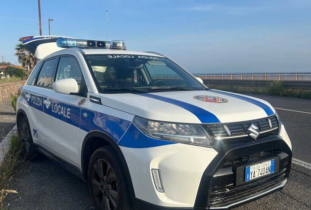 Neopatentato va contromano sull’Aurelia, fermato dalla Municipale di Santa Marinella