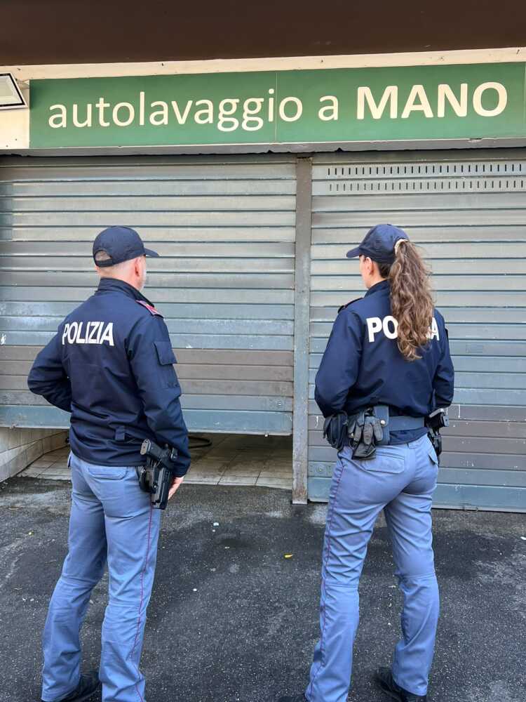 sigili polizia autolavaggio