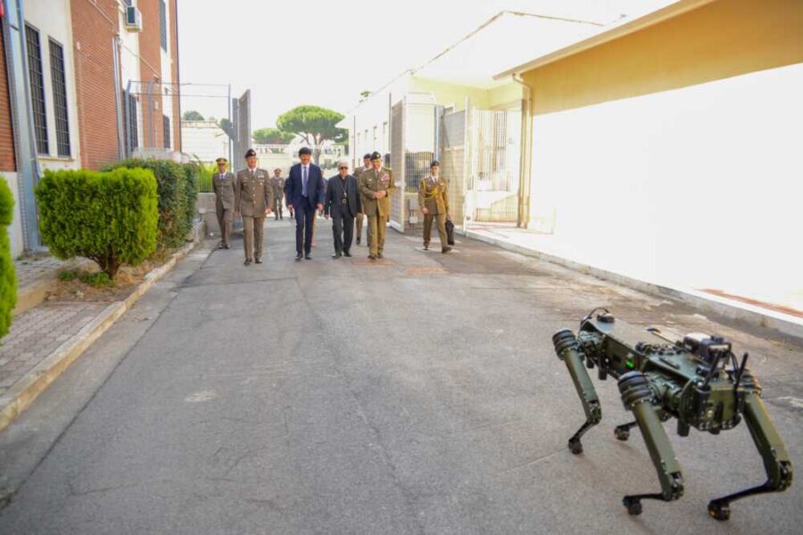8 visita stand tecnologia e innovazione Gen.C.A. CAMPOREALE comvie cesiva