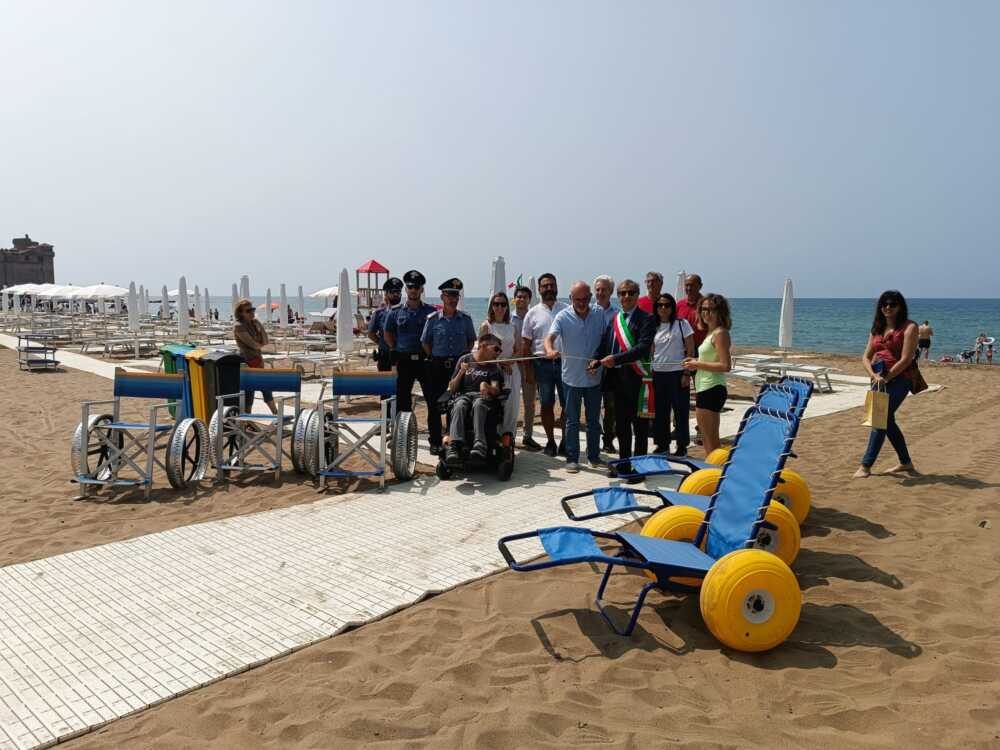 Accessibility on the Seaside spiaggia santa severa disabili