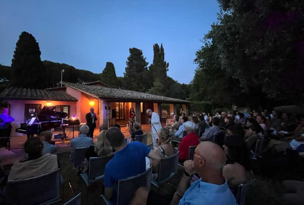 Grande pubblico alla Necropoli Etrusca a Cerveteri per il concerto del ‘Giampaolo Ascolese Trio’