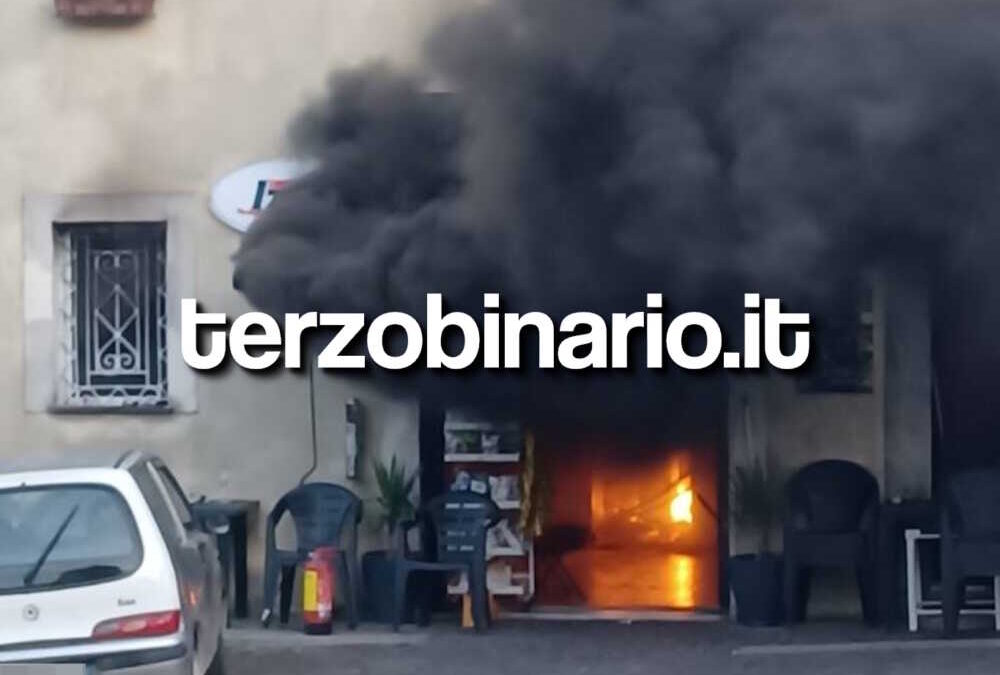 Pizzeria in fiamme ad Allumiere, titolare e dipendente al Sant’Eugenio