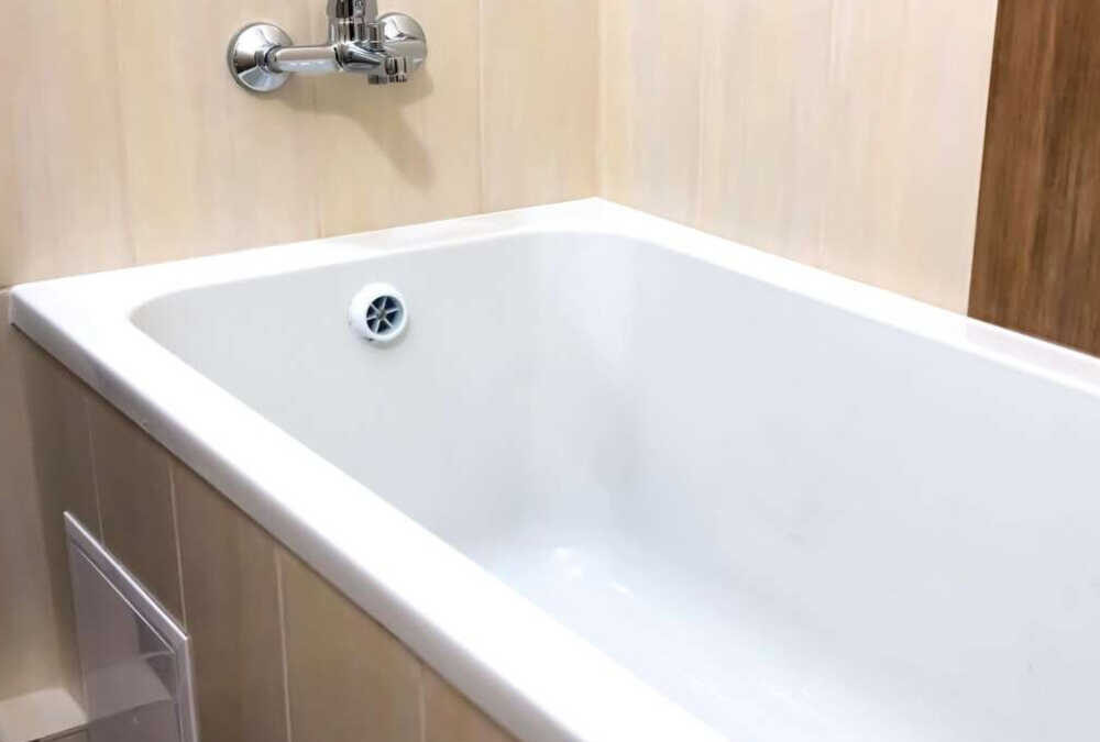 Sovrapposizione della vasca da bagno: dare nuova vita al bagno