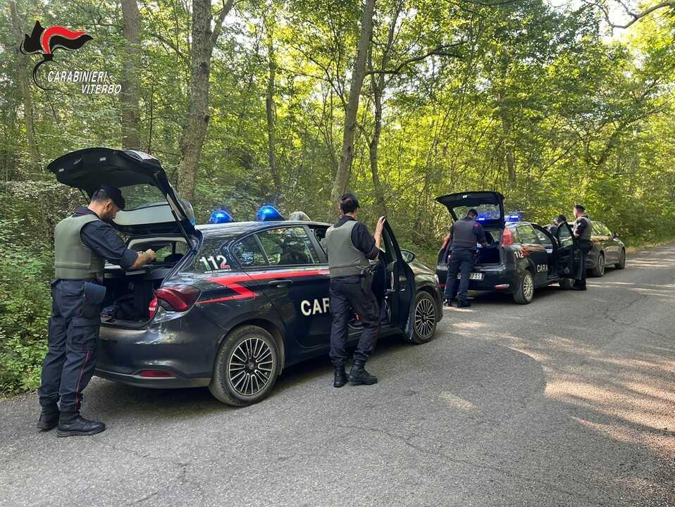 spaccio boschi carabinieri (1) spaccio boschi carabinieri (1)