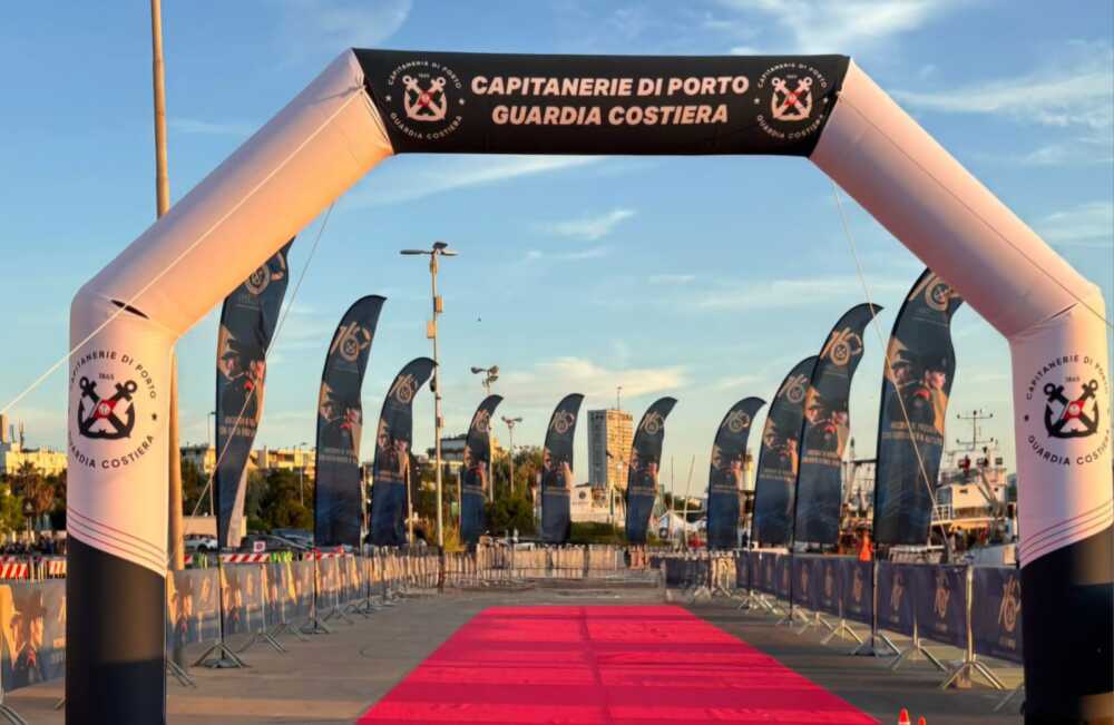 villaggio guardia costiera gonfiabile