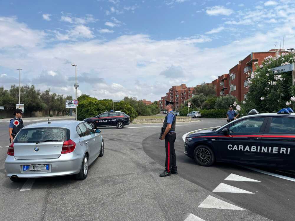 OSTIA - I Controlli dei Carabinieri a Fiumicino (4)