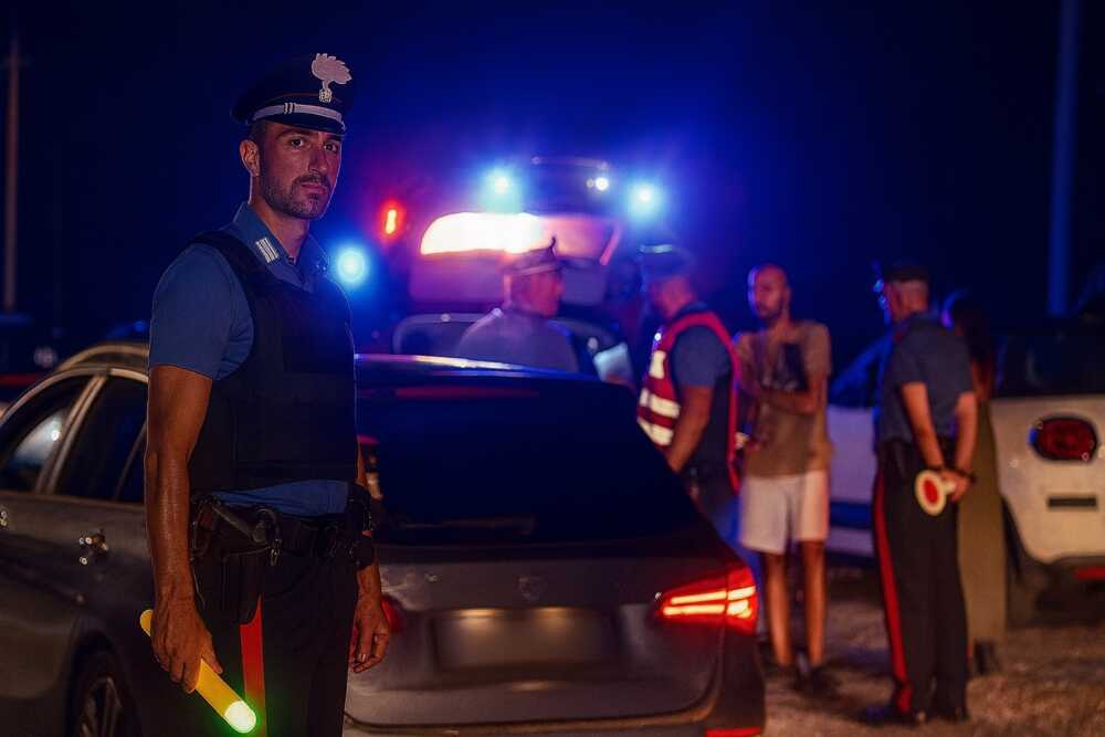 Corse clandestine nei centri commerciali di Fiumicino, denunciati due romani