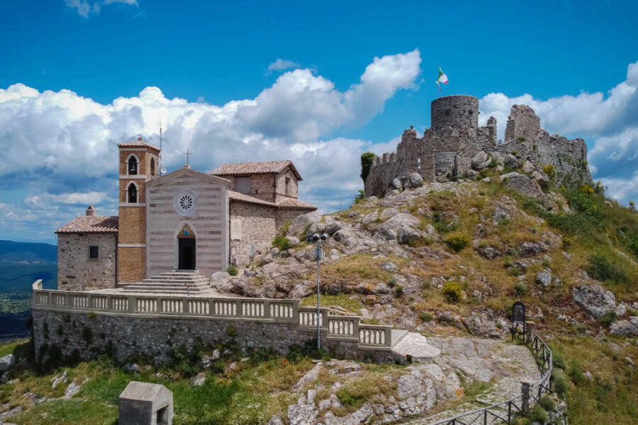 la_rocca_frangipane_a_tolfa