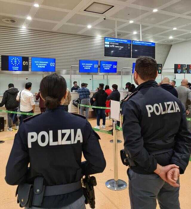 polizia-frontiera-aerea polaria aeroporto 2