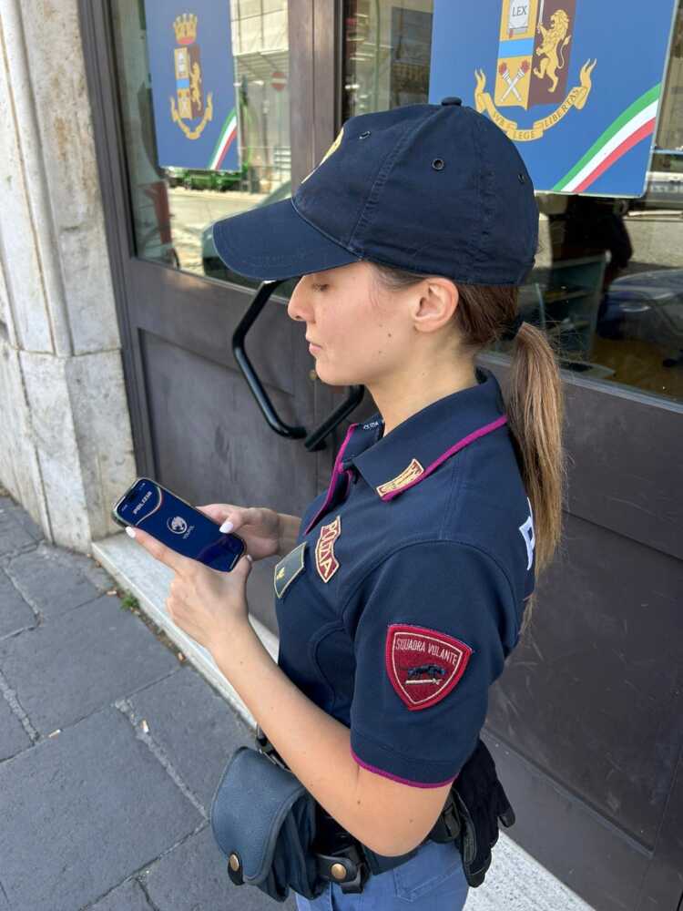 polizia youpol polizia youpol