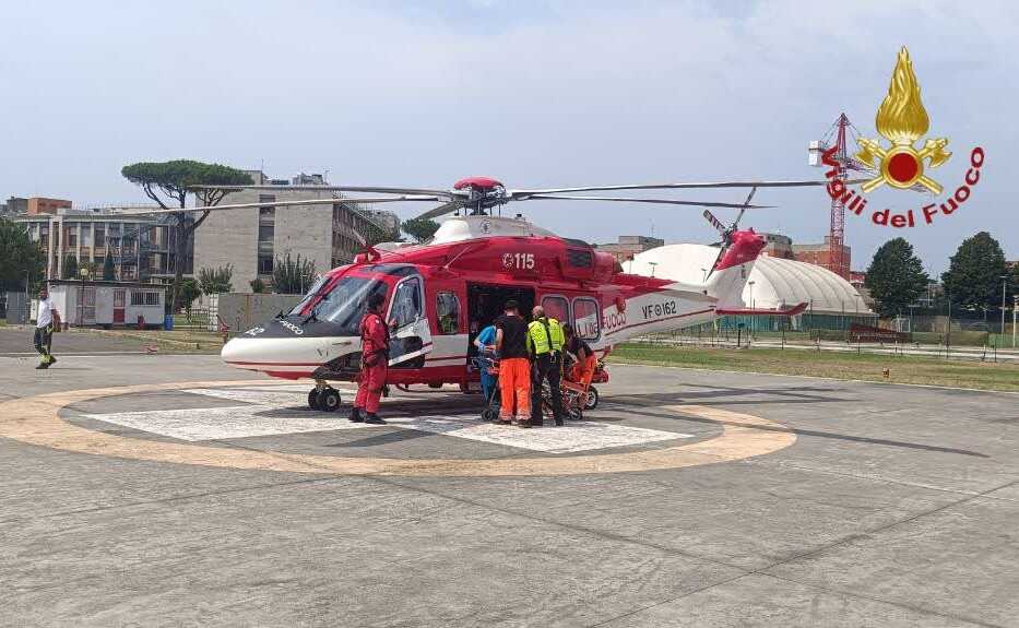 vvf vigili fuoco pompieri elicottero drago gemelli vvf vigili fuoco pompieri elicottero drago gemelli