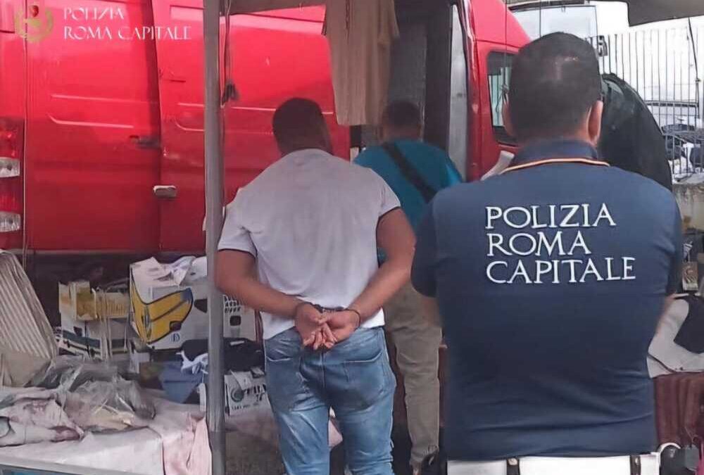 Ambulante abusivo aggredisce gli agenti di Roma Capitale al Quartiere Africano