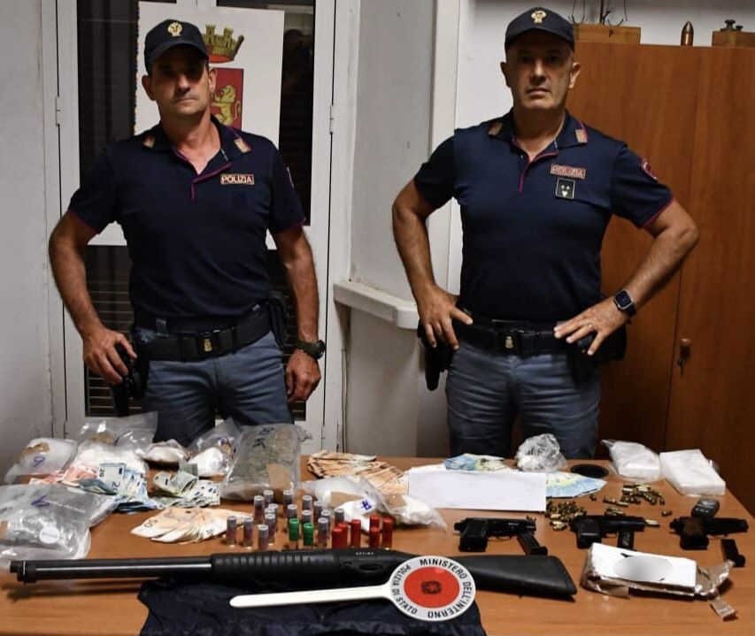 polizia Civitavecchia sequestro armi droga via leopoli polizia Civitavecchia sequestro armi droga via leopoli