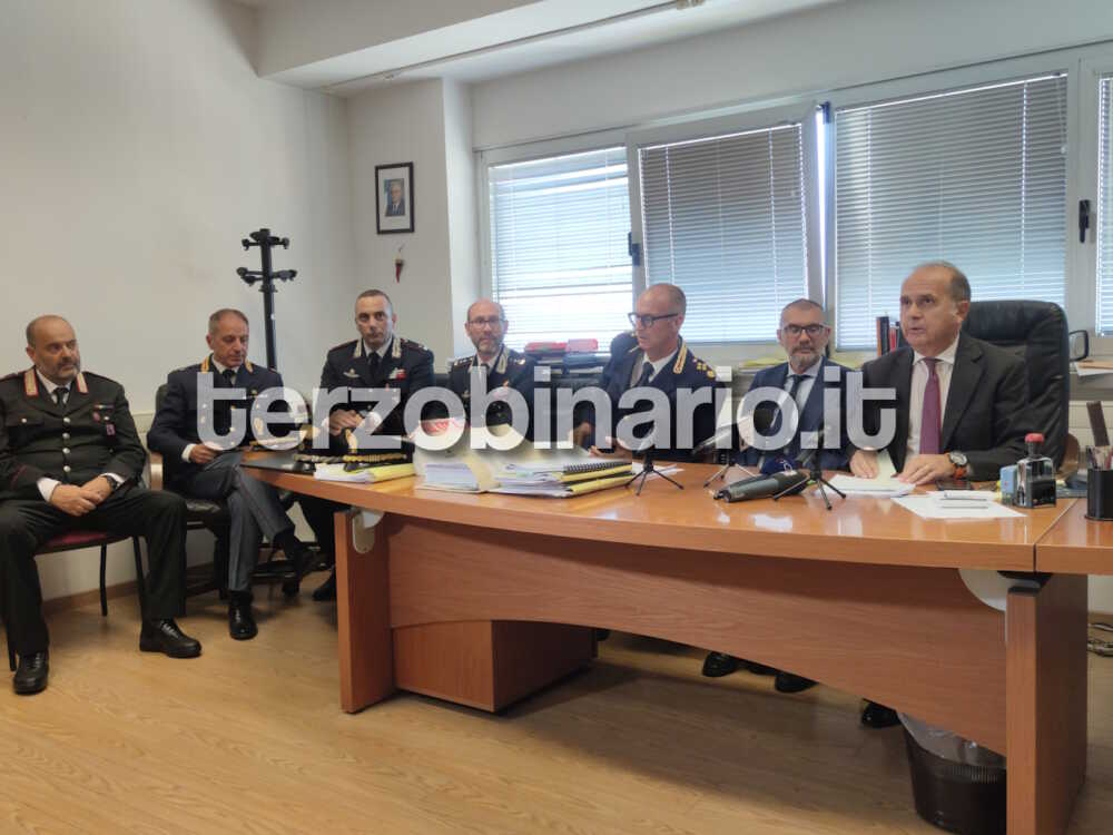 procuratore alberto liguori savelli polizia metelli carabinieri accardo civitavecchia procuratore alberto liguori savelli polizia metelli carabinieri accardo civitavecchia