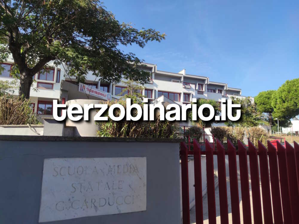 scuola carducci piazzale gioventù santa marinella (33) scuola carducci piazzale gioventù santa marinella (33)