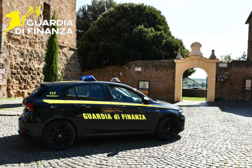 Corsi di formazione per dipendenti mai effettuati, scoperta una truffa dalla Finanza di Tarquinia