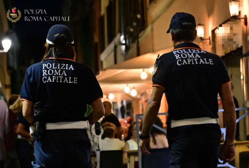 Malamovida, dalla discoteca abusiva in spiaggia ai minimarket aperti fuori orario: fine settimana di controlli per Roma Capitale