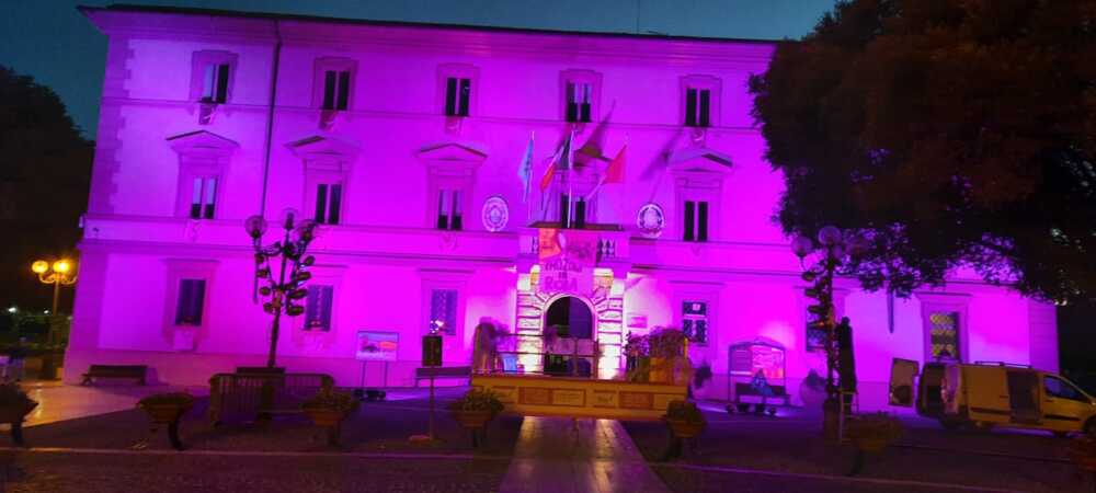 Le “Emozioni in Rosa” attraversano Tolfa e Allumiere: successo della manifestazione pro “Komen Italia”