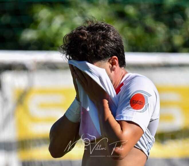 tolfa mani in faccia tolfa mani in faccia