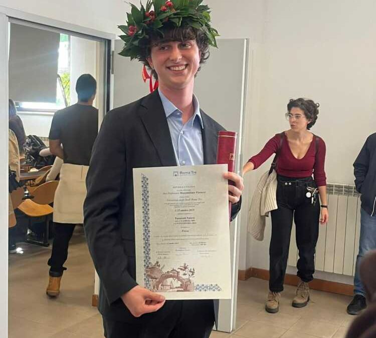 Allumiere, Valerio Tassarotti si laurea Dottore in Fisica