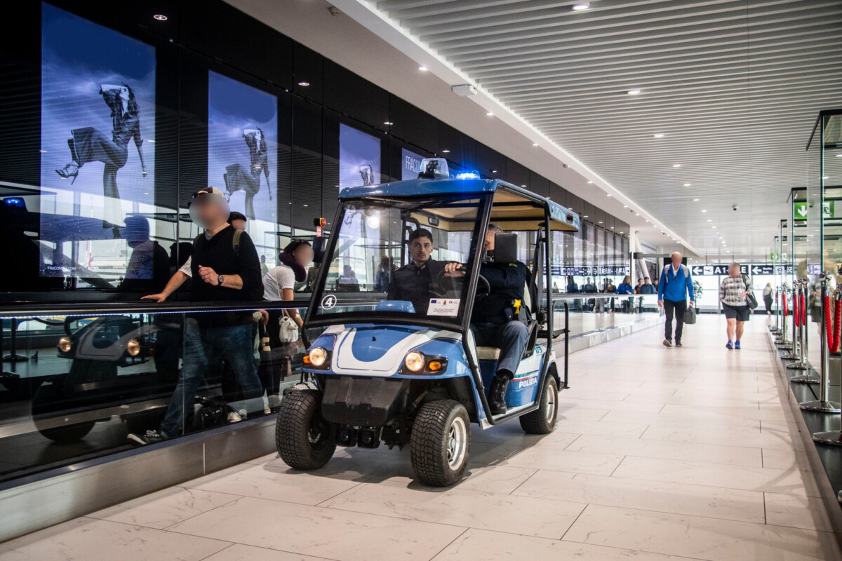 Fiumicino aeroporto polizia polaria frontiera