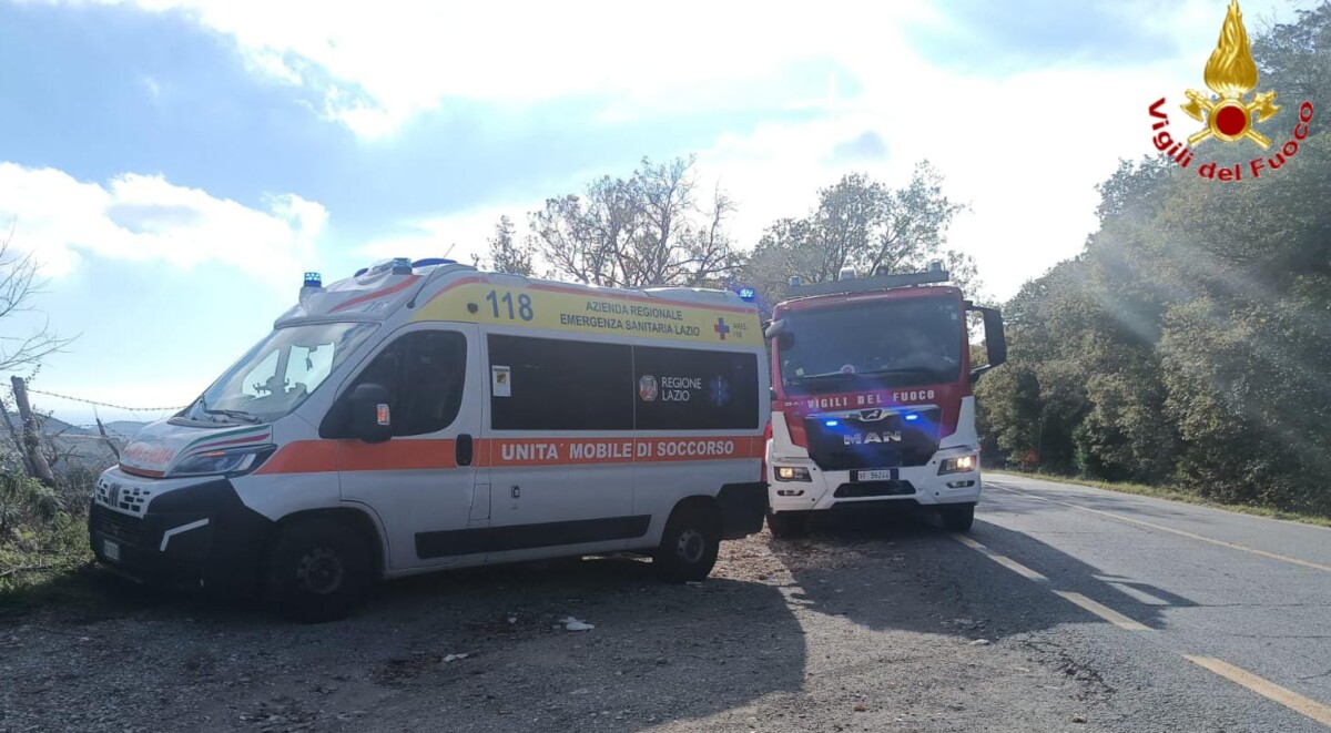 vvf vigili fuoco pompieri ambulanza
