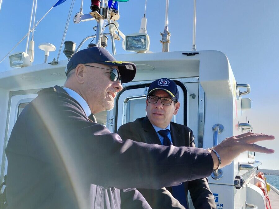 Sopralluogo “marittimo” al porto di Civitavecchia del direttore del Lazio Nicastro e del commissario AdSP Latrofa