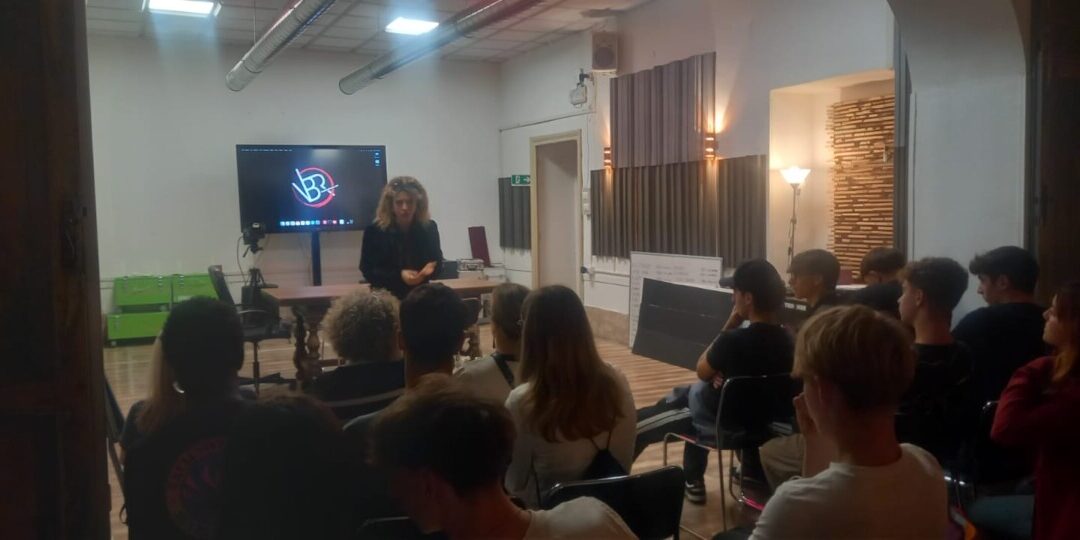 Progetto sperimentale “Redazione Radiofonica Nazionale Diffusa”, il Di Vittorio di Ladispoli vince nel Lazio