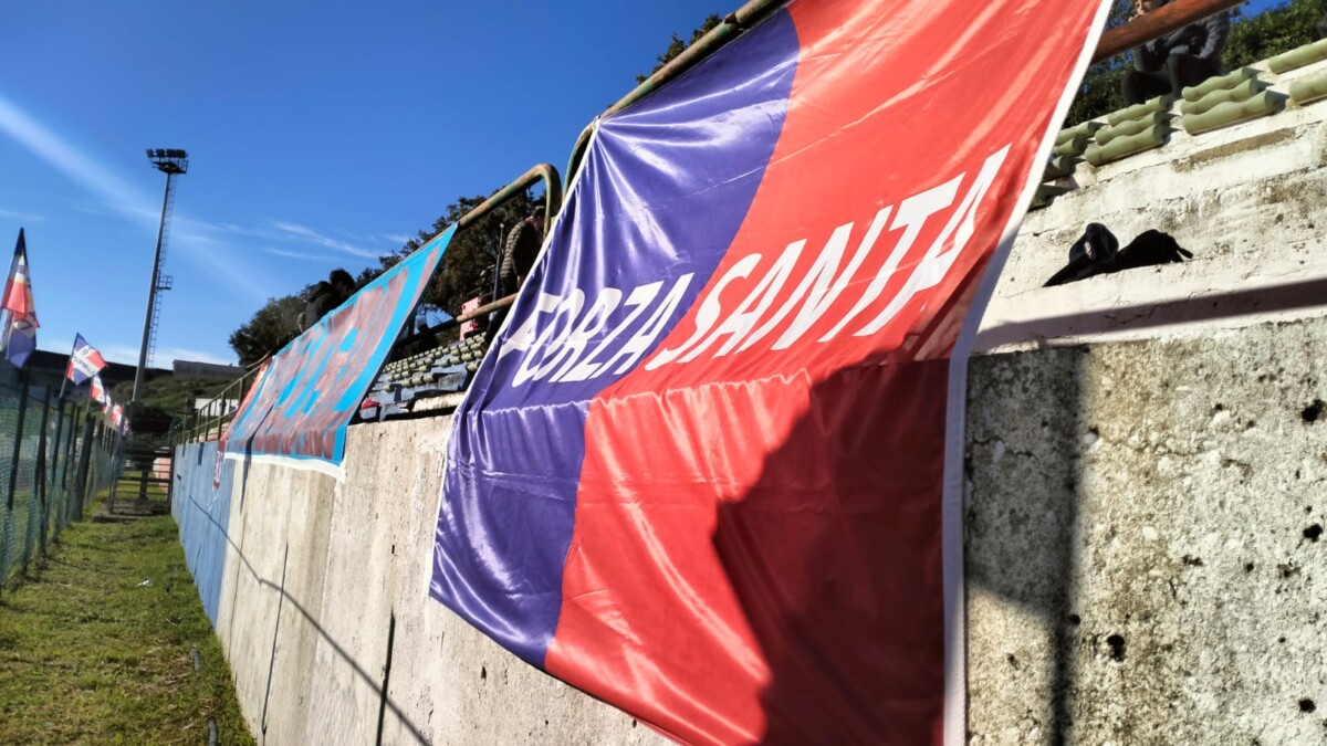 tifosi tribuna santa marinella calcio (4)