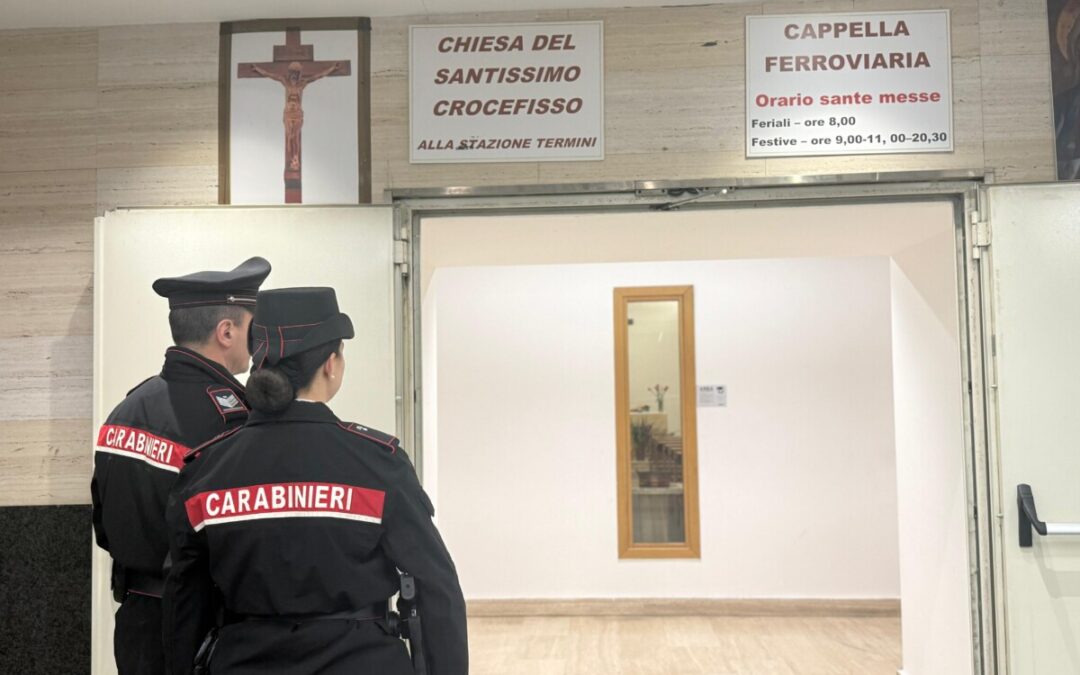 Urina nell’acquasantiera della cappella di Termini, denunciato un 66enne tedesco