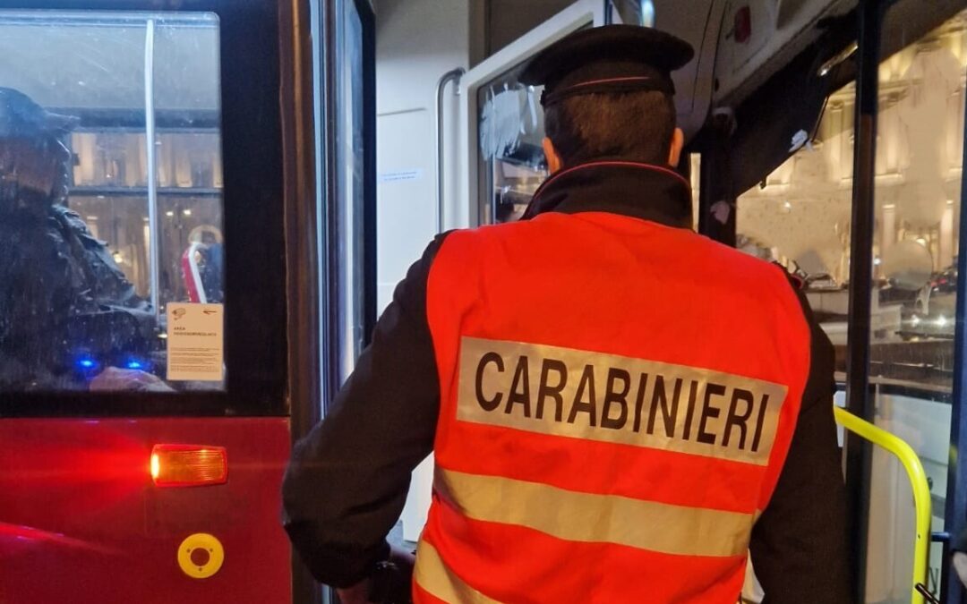 Arrestati due borseggiatori su bus e metro bloccati dai Carabinieri a Ostiense e Repubblica