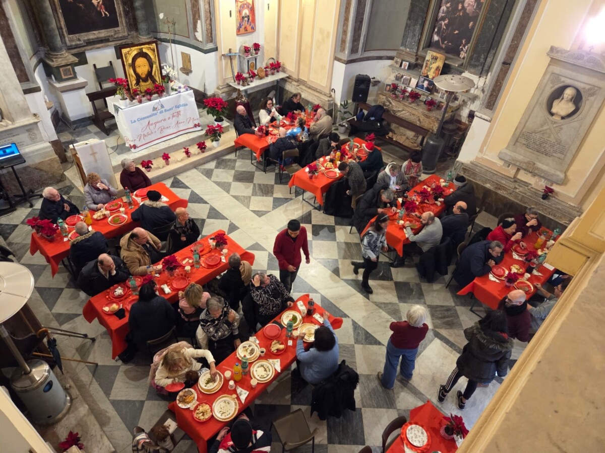 Italia_Civitavecchia_ Chiesa San Giovanni Battista_ pranzo dinatale1_Natale2025 sant'egidio