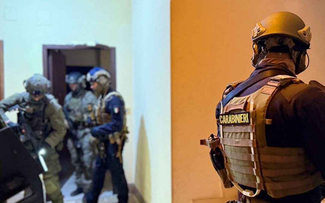 I Carabinieri decapitano il clan Senese: 14 arresti
