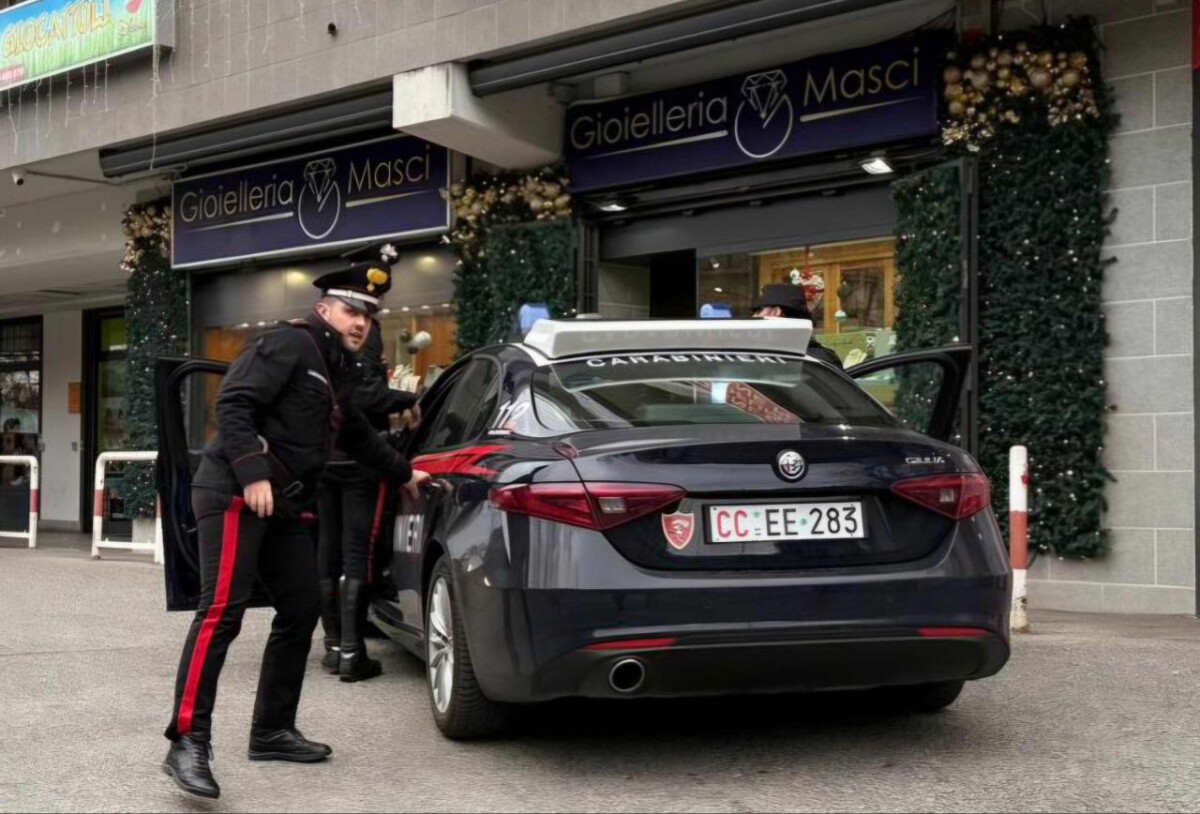 gioielleria morlupo carabinieri (1)