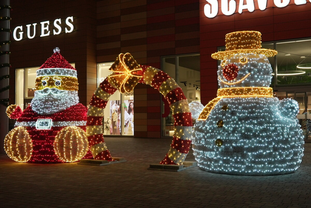parco da vinci addobbi natalizi luminarie negozi