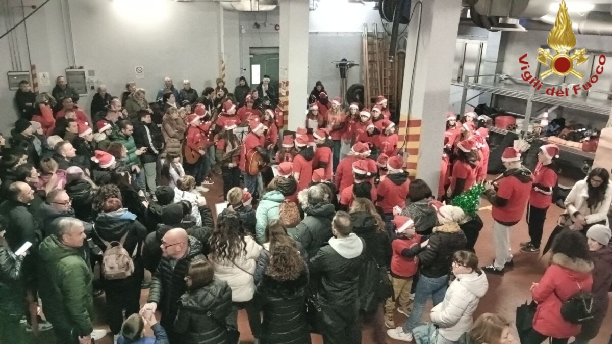 pastorelle vvf vigili fuoco pompieri civitavecchia 2 pastorelle vvf vigili fuoco pompieri civitavecchia 1