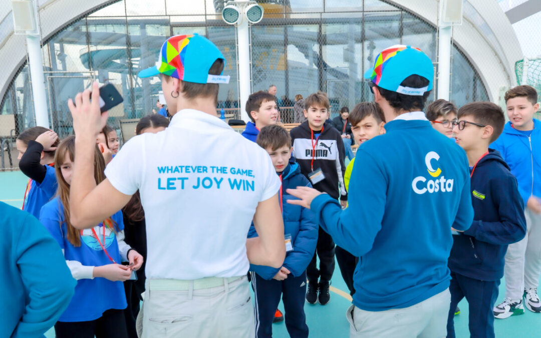 La Costa Smeralda a Civitavecchia fa salire  bimbi a bordo