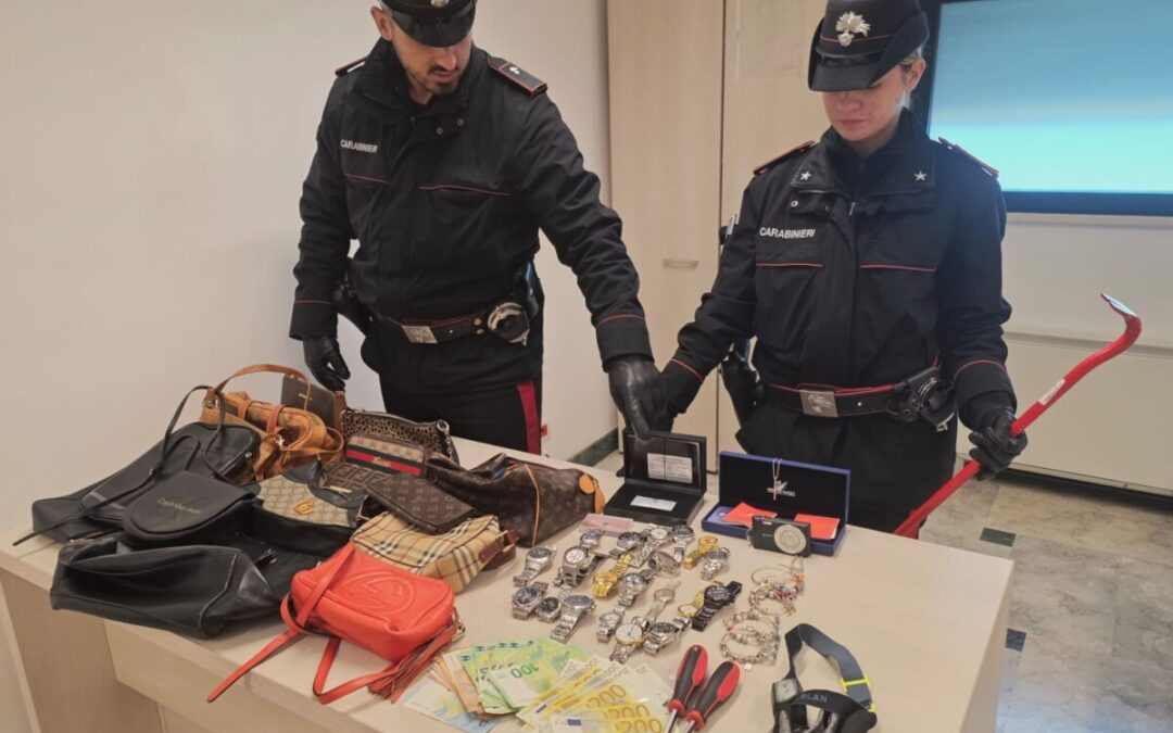 Furti a Ostia: un arresto, sequestri e  denunce dei Carabinieri