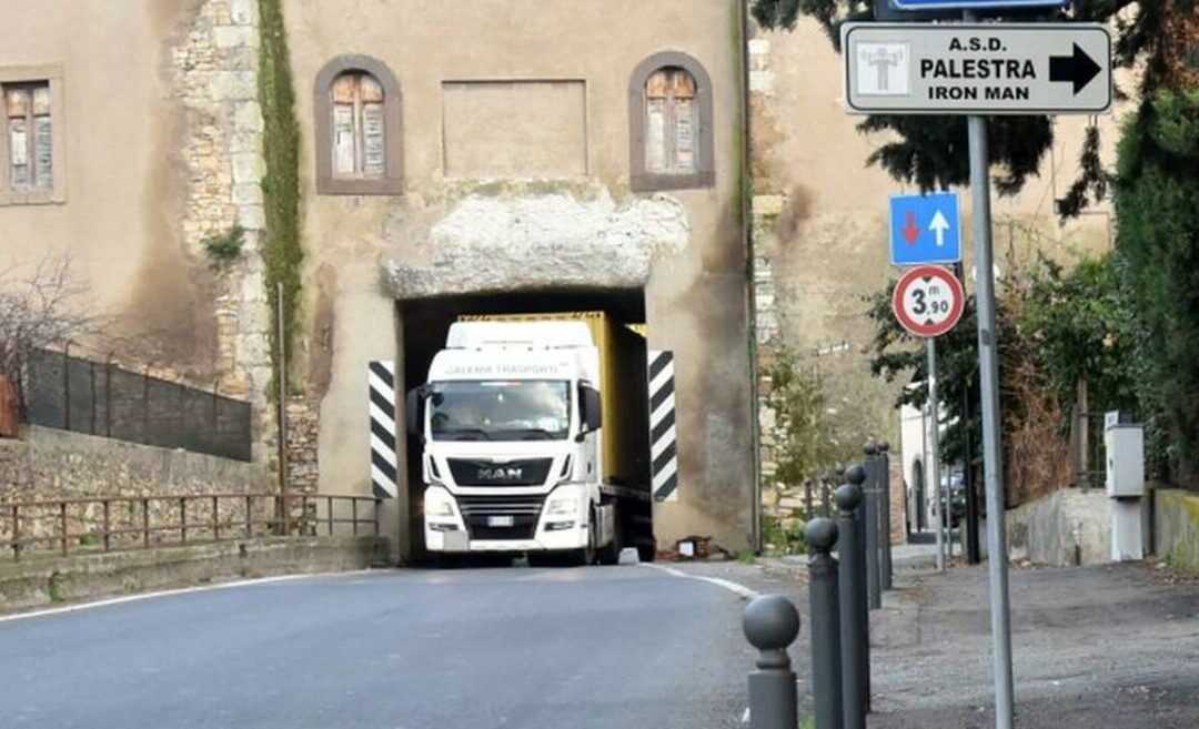 Trasversale, Assotir: “Bene l’avvio del tratto di Monte Romano, ma restano i nodi su tempi, imprese locali e sicurezza”