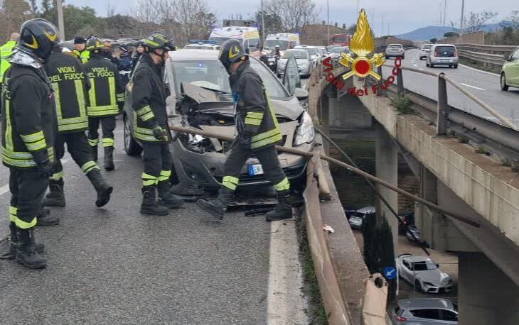incidente viadotto magliana vvf vigili fuoco pompieri 2