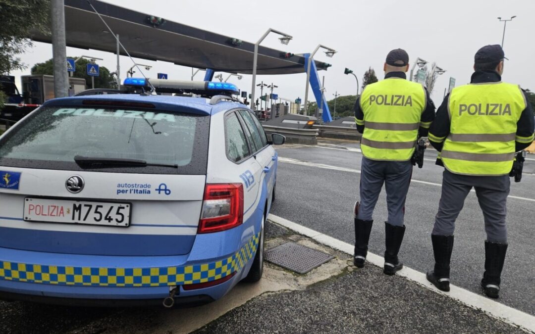 Truffano due anziani a Perugia, 18enni presi sulla a12 dalla Polstrada di Roma
