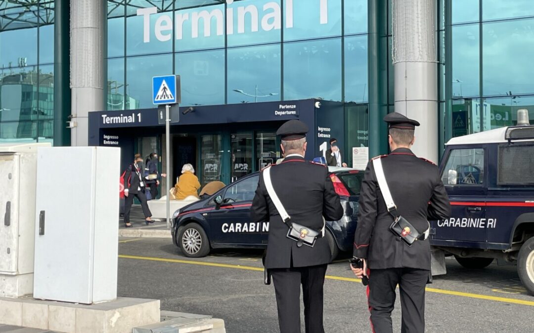 Ncc irregolari a Fiumicino, i Carabinieri ne beccano otto